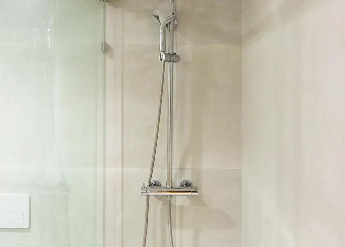 Pardal Rc A - Luxury 2 Bed In Alcantara * Lissabon